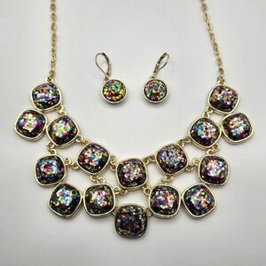 Betsey Johnson Liz Claiborne Rainbow Sparkle Bib Necklace Earrings Gold Tone Set